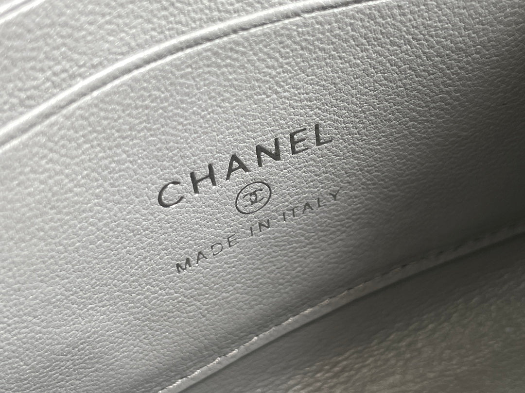 Chanel - Luxury Bag - CHL - 260