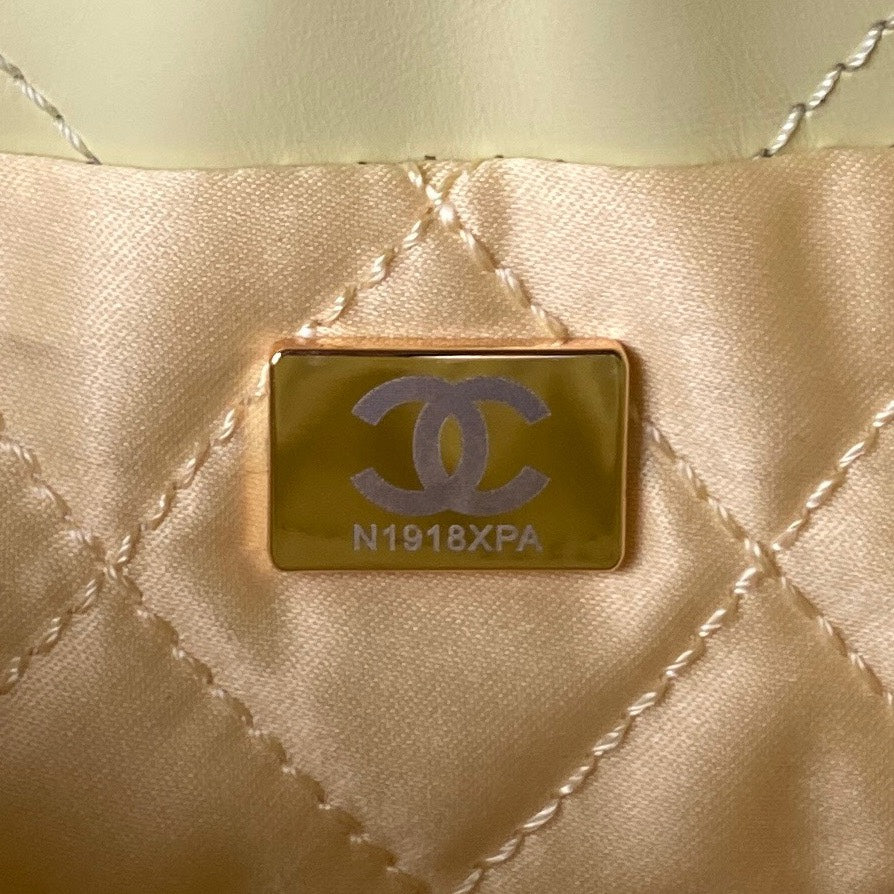 Chanel - Luxury Bag - CHL - 252