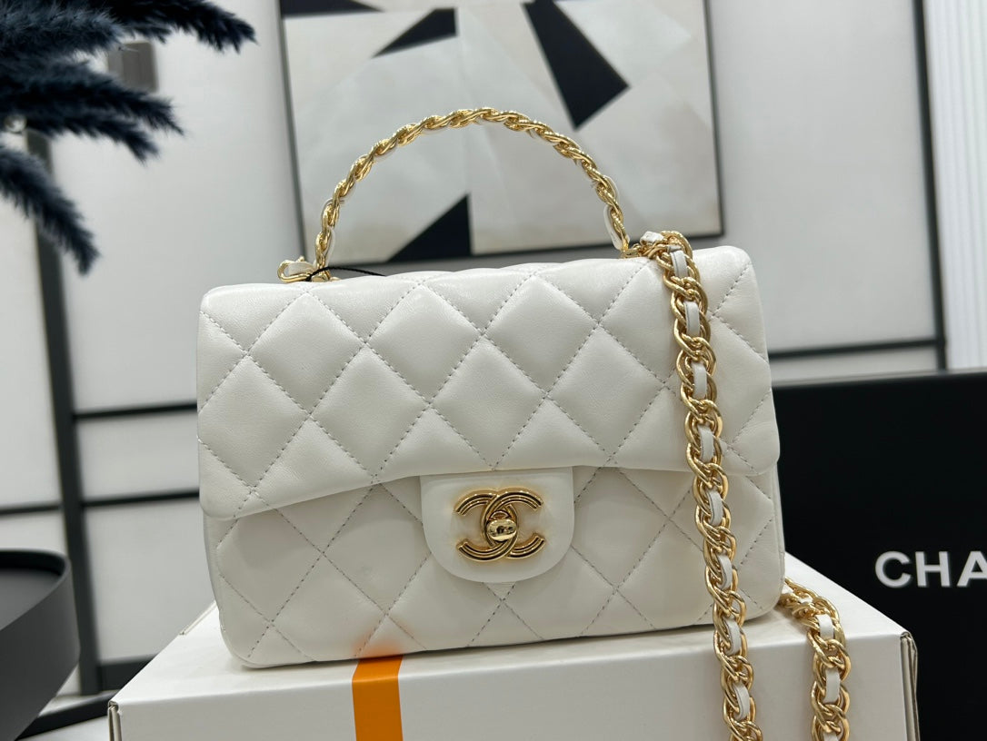 Chanel - Luxury Bag - CHL - 198