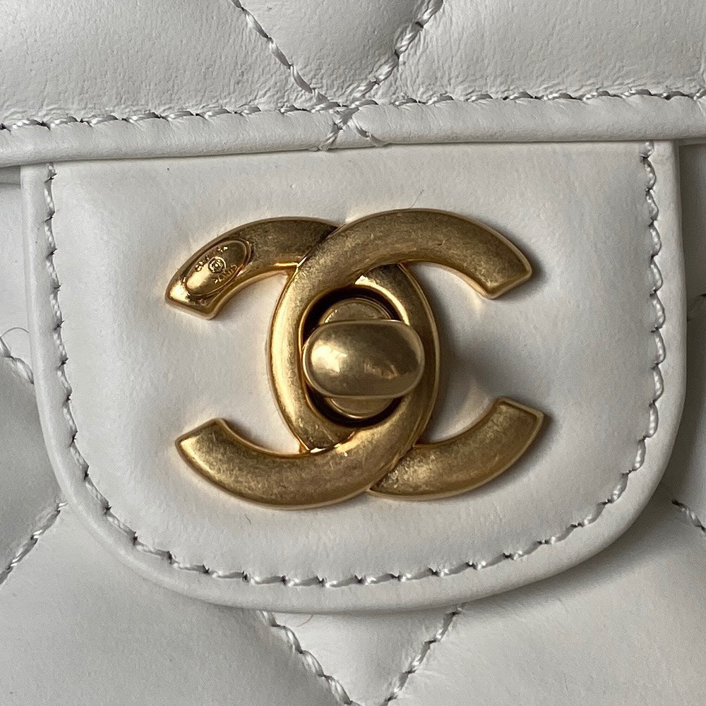 Chanel - Luxury Bag - CHL - 239