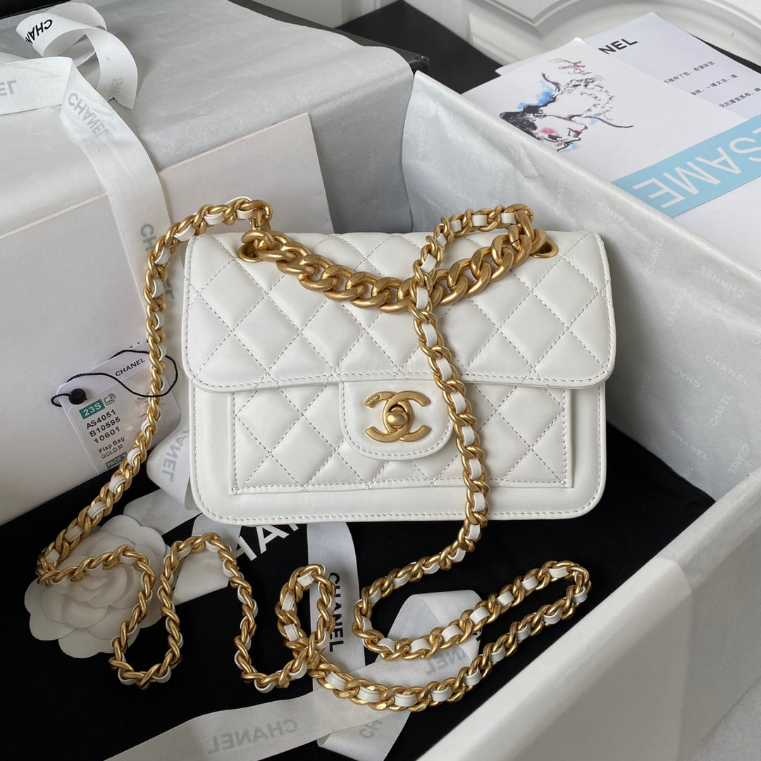 Chanel - Luxury Bag - CHL - 235