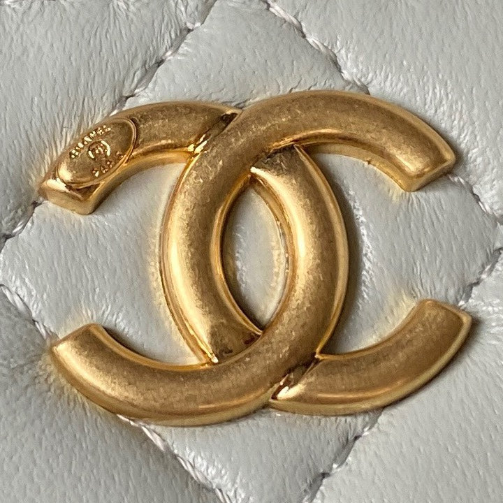 Chanel - Luxury Bag - CHL - 222
