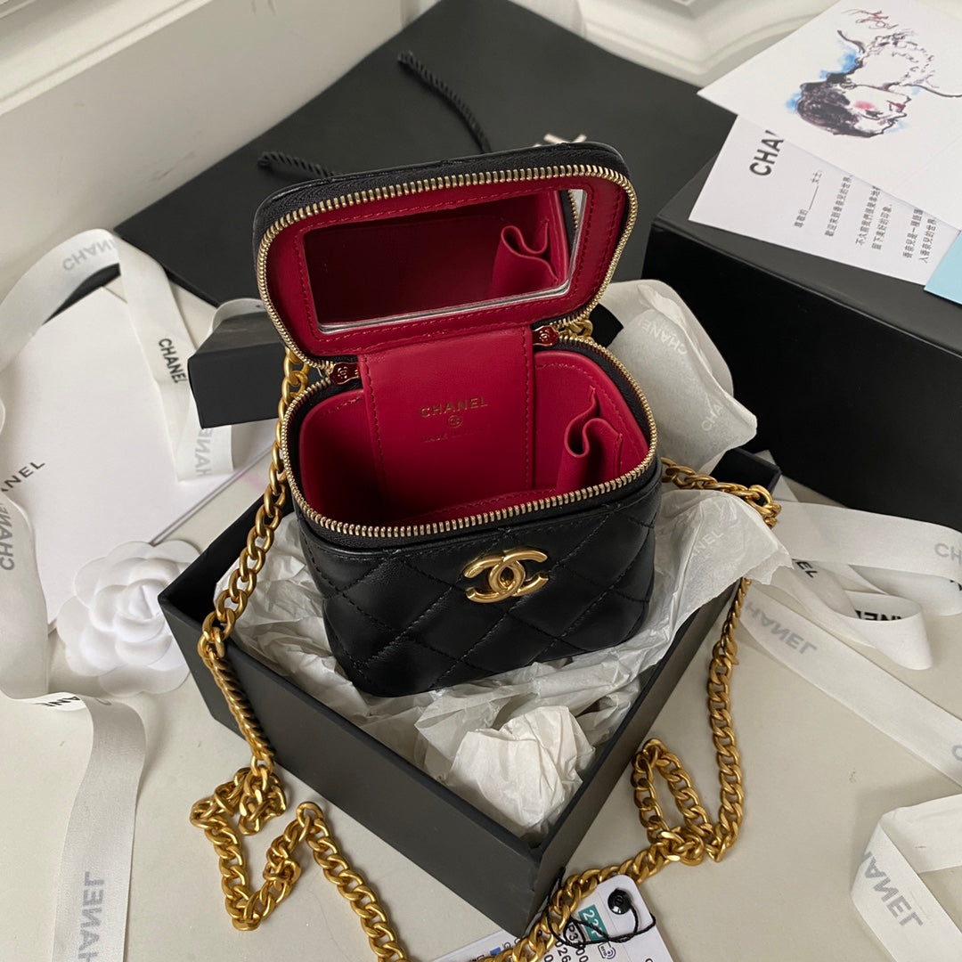 Chanel - Luxury Bag - CHL - 221