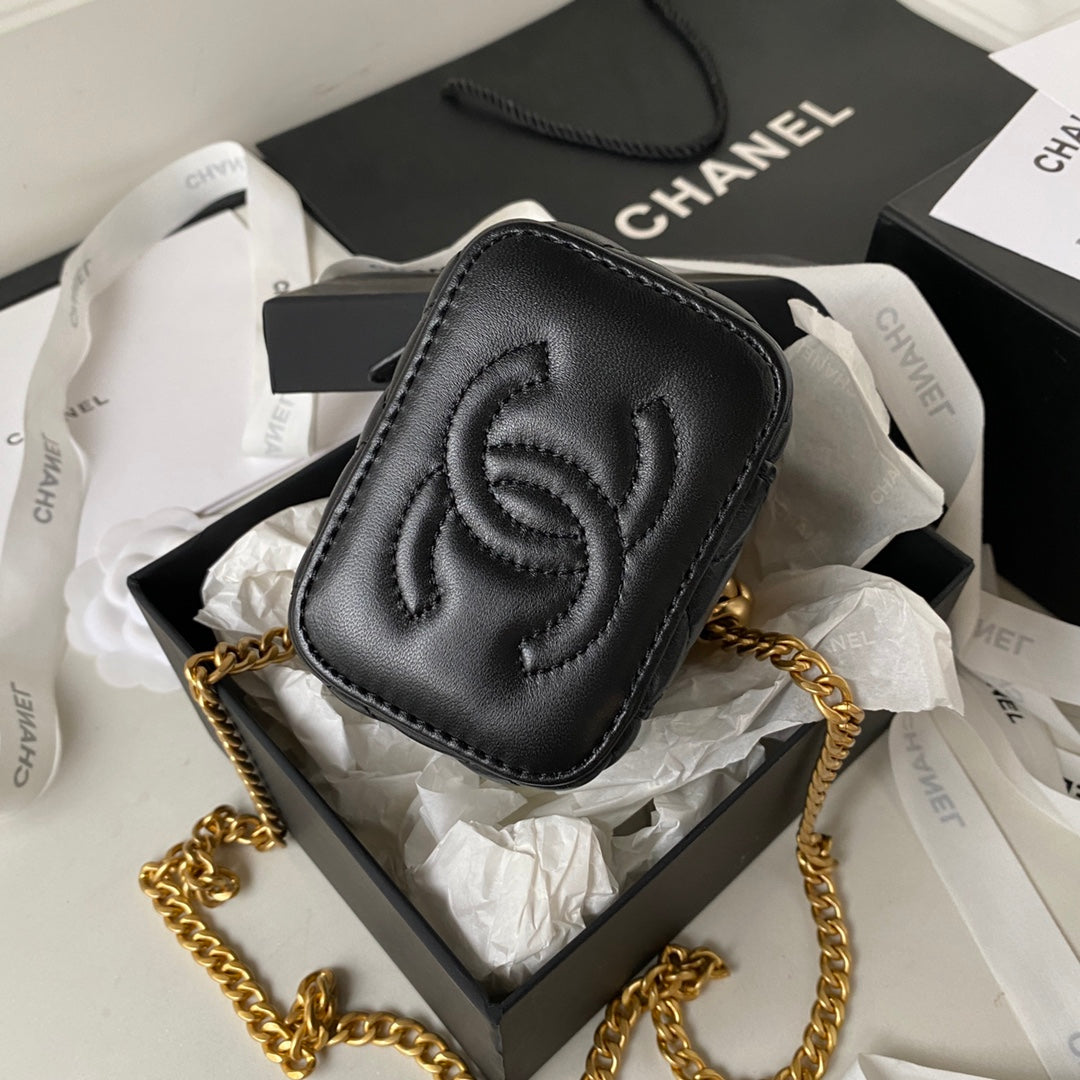 Chanel - Luxury Bag - CHL - 221