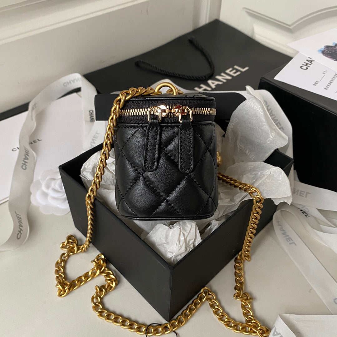 Chanel - Luxury Bag - CHL - 221
