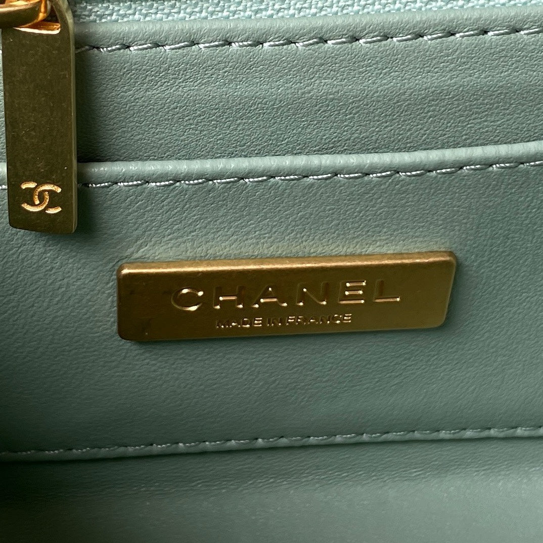 Chanel - Luxury Bag - CHL - 226