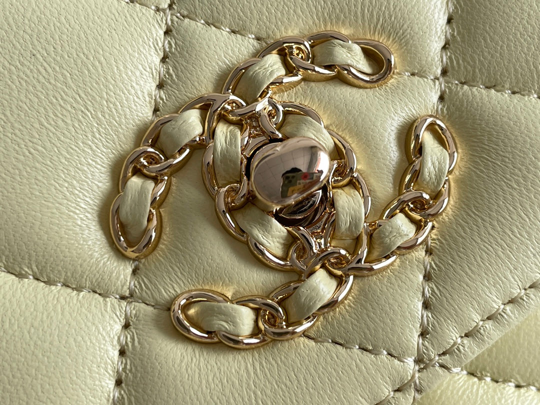 Chanel - Luxury Bag - CHL - 062