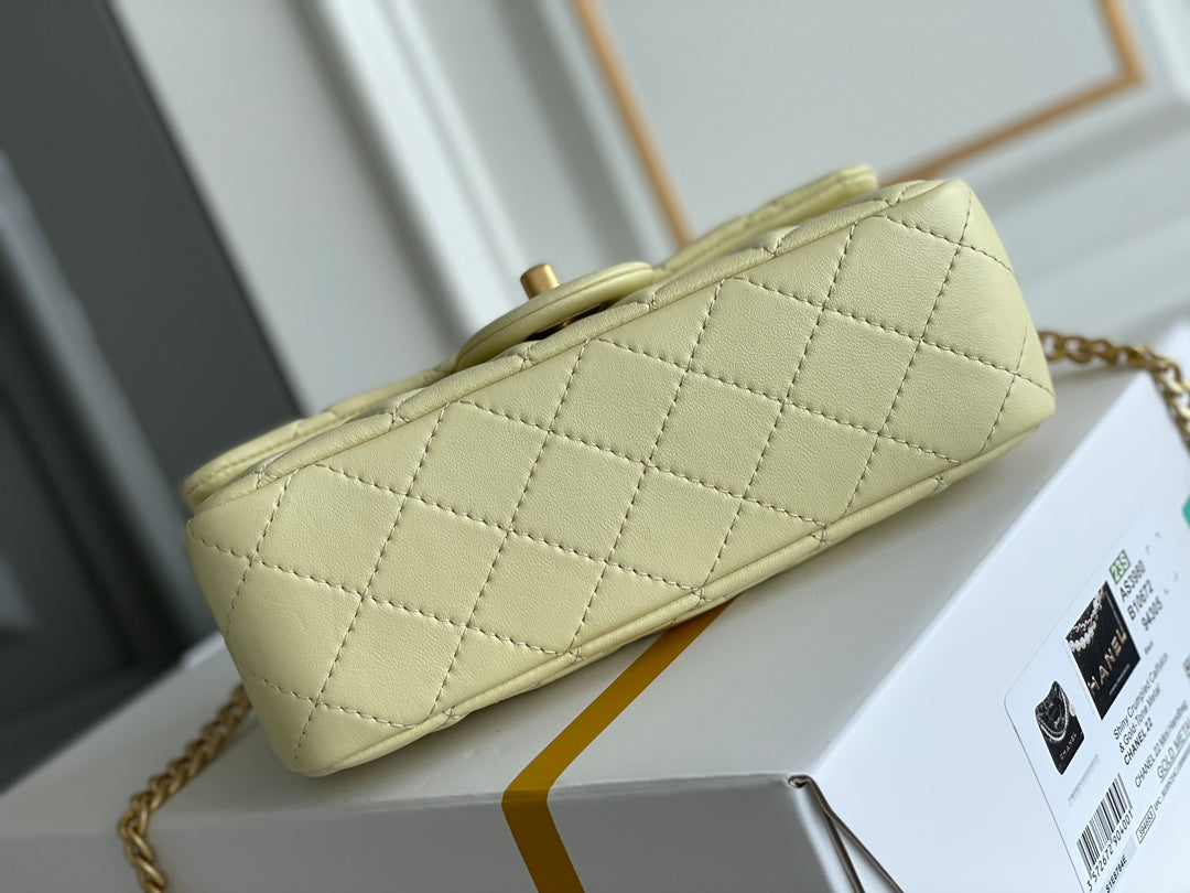 Chanel - Luxury Bag - CHL - 068