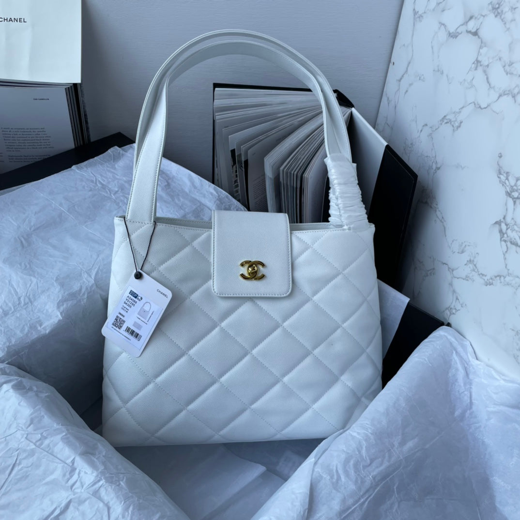 Chanel - Luxury Bag - CHL - 092