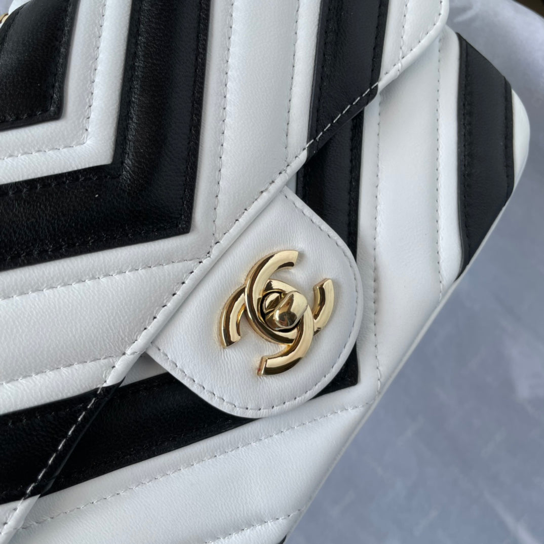 Chanel - Luxury Bag - CHL - 094