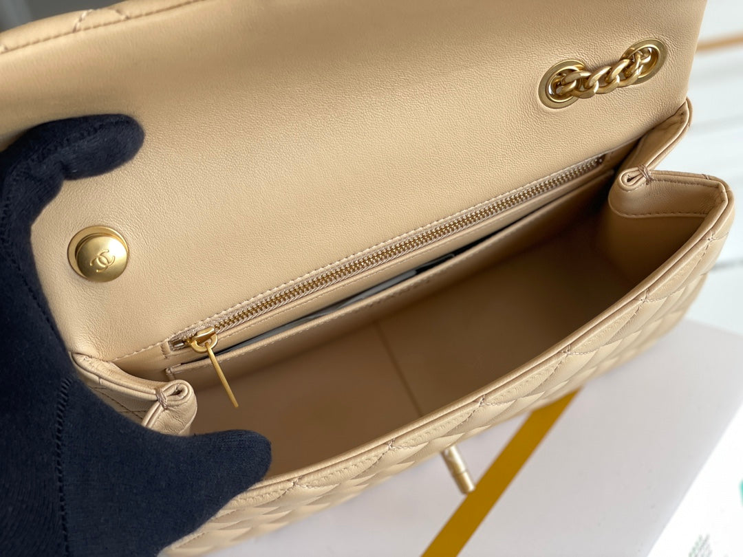 Chanel - Luxury Bag - CHL - 065