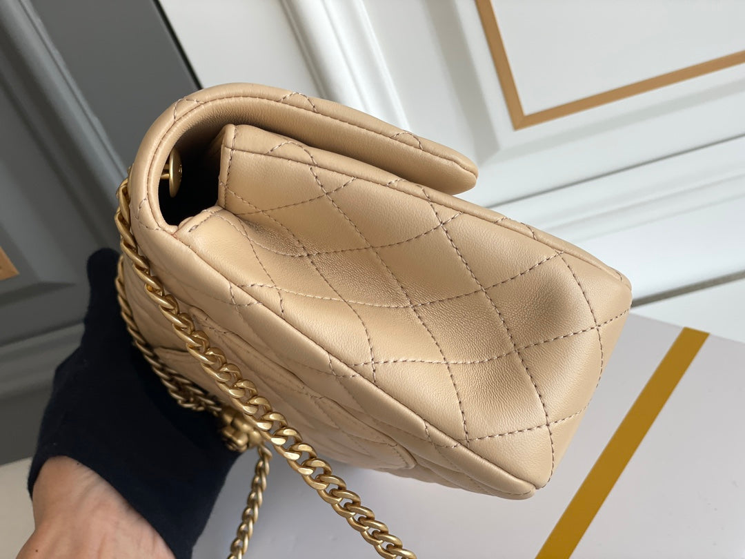 Chanel - Luxury Bag - CHL - 065
