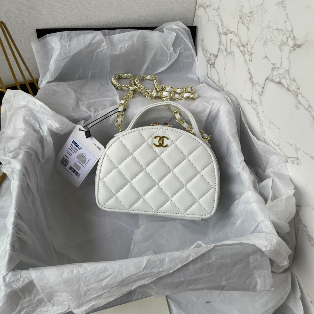 Chanel - Luxury Bag - CHL - 043