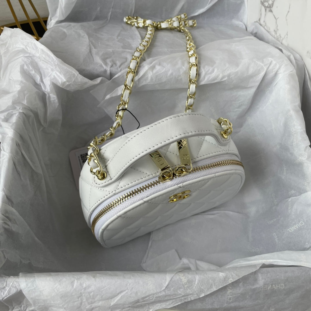Chanel - Luxury Bag - CHL - 043
