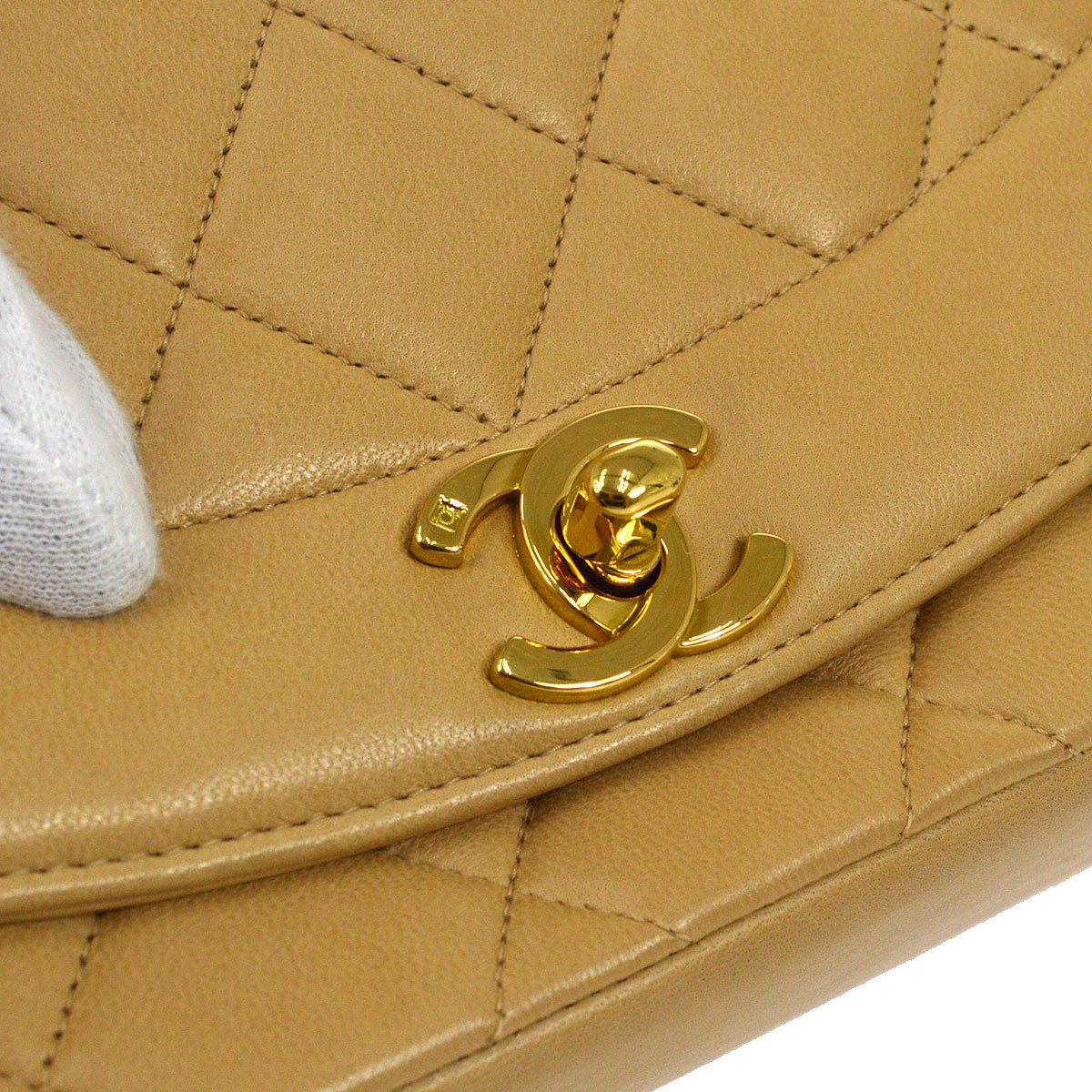 CHANEL  Beige Lambskin Diana Small