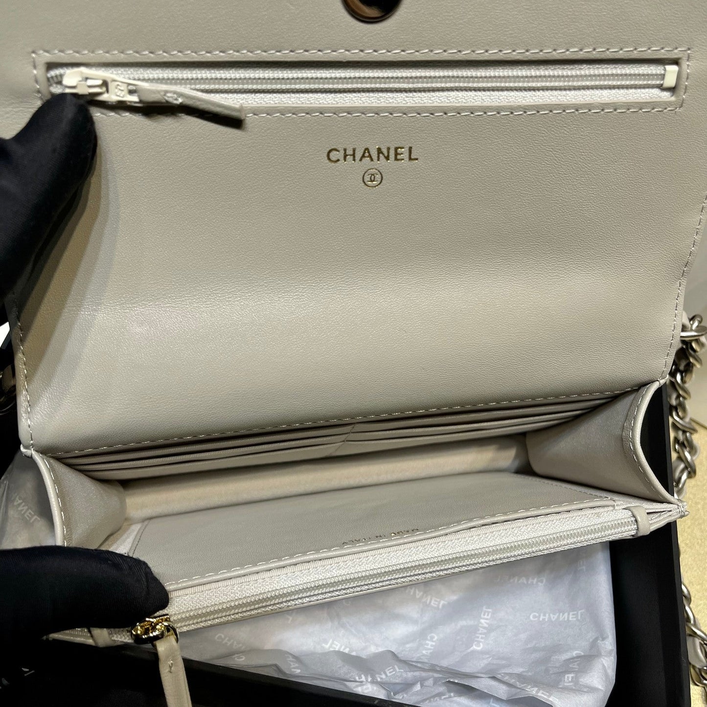 Chanel - Luxury Bag - CHL - 726