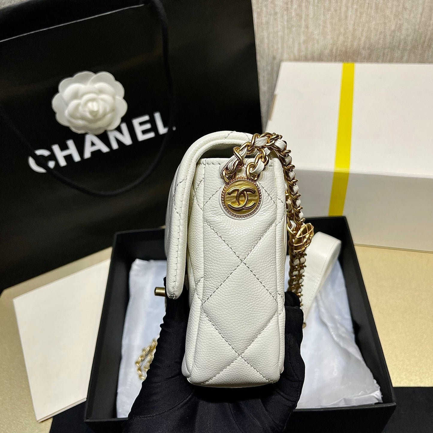 Chanel - Luxury Bag - CHL - 730