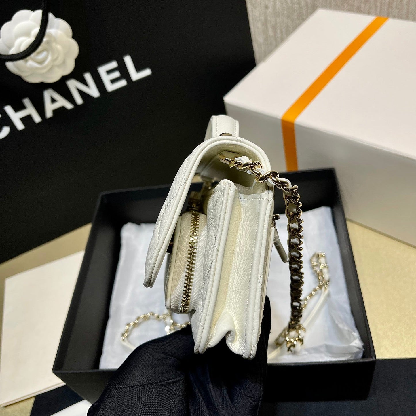 Chanel - Luxury Bag - CHL - 723