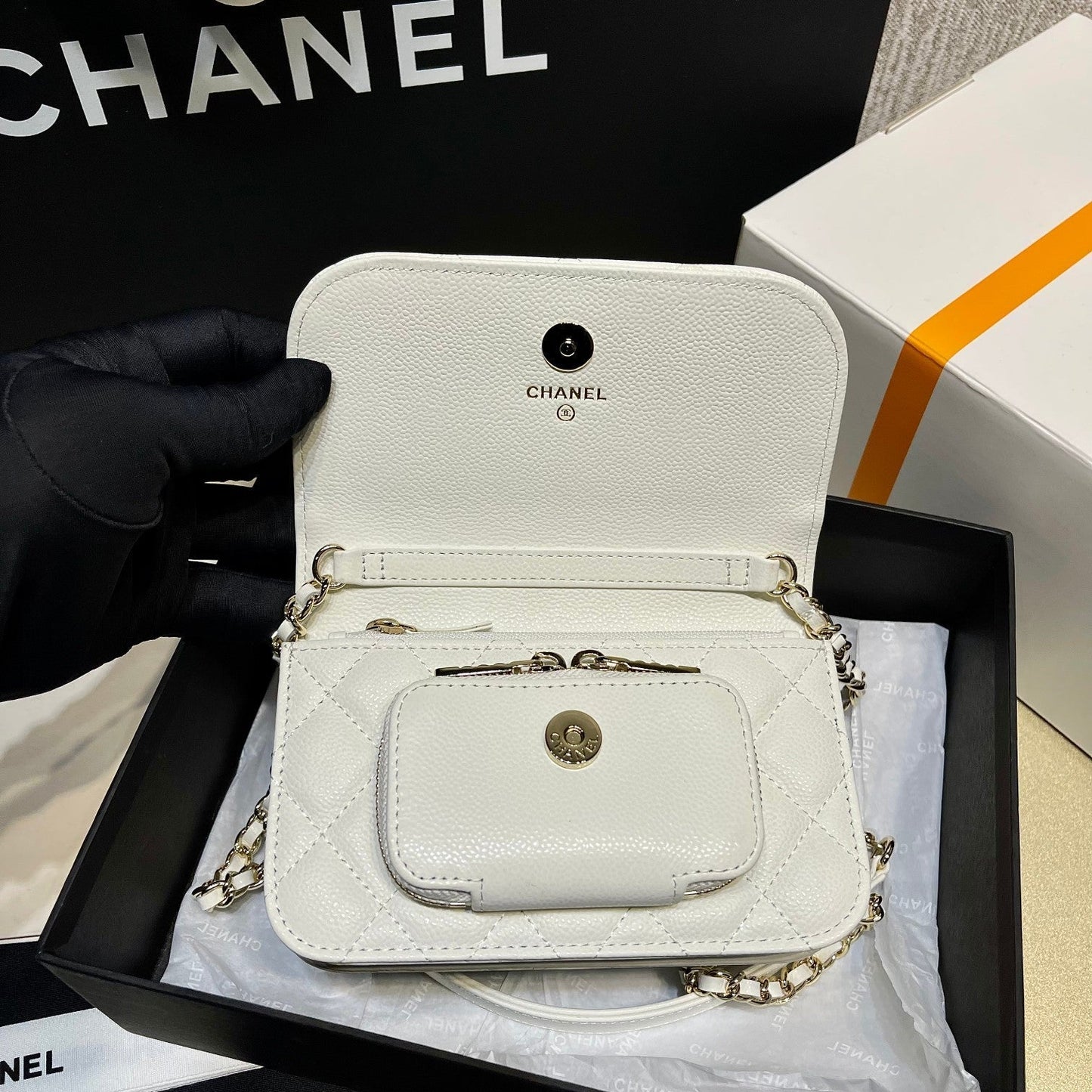 Chanel - Luxury Bag - CHL - 723