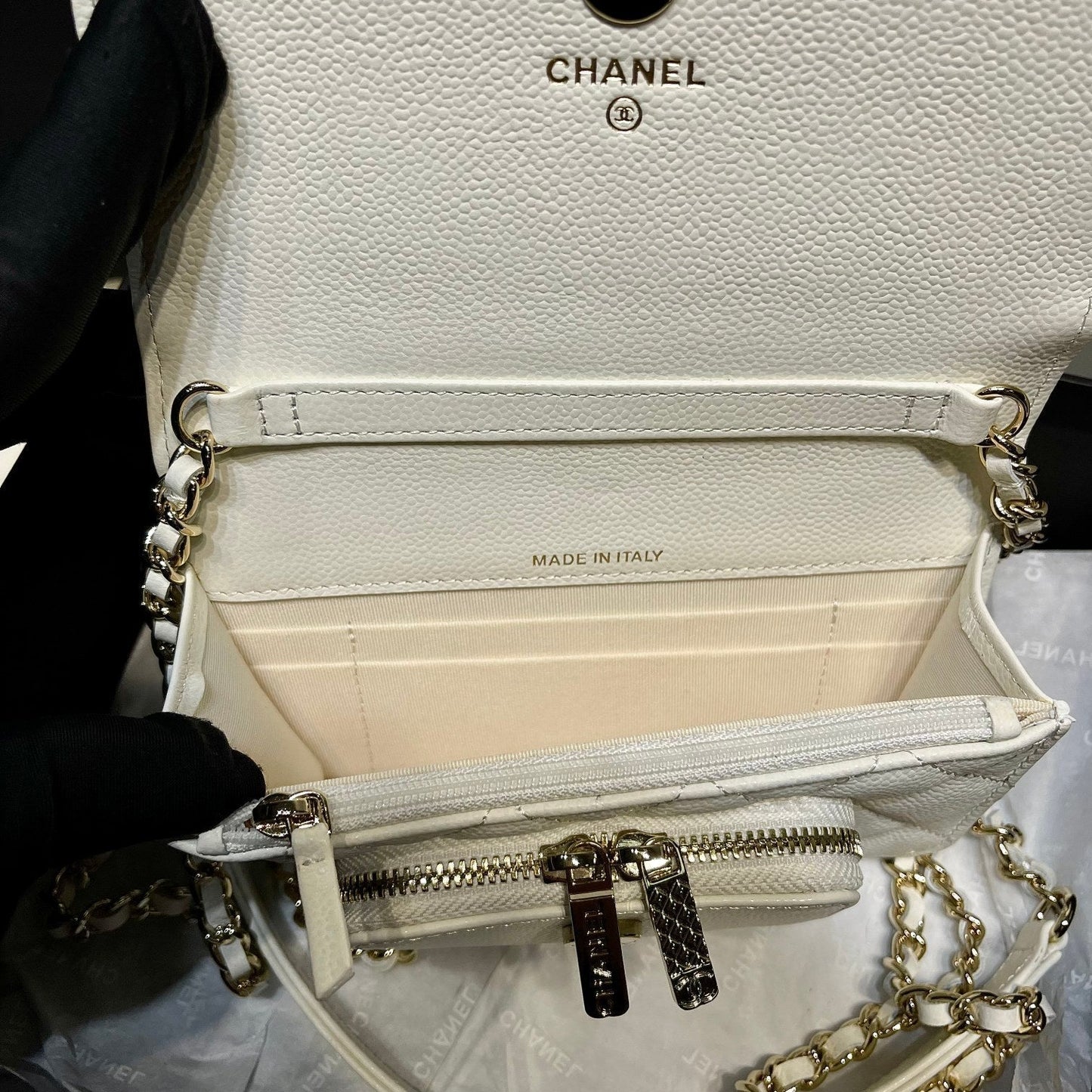 Chanel - Luxury Bag - CHL - 723