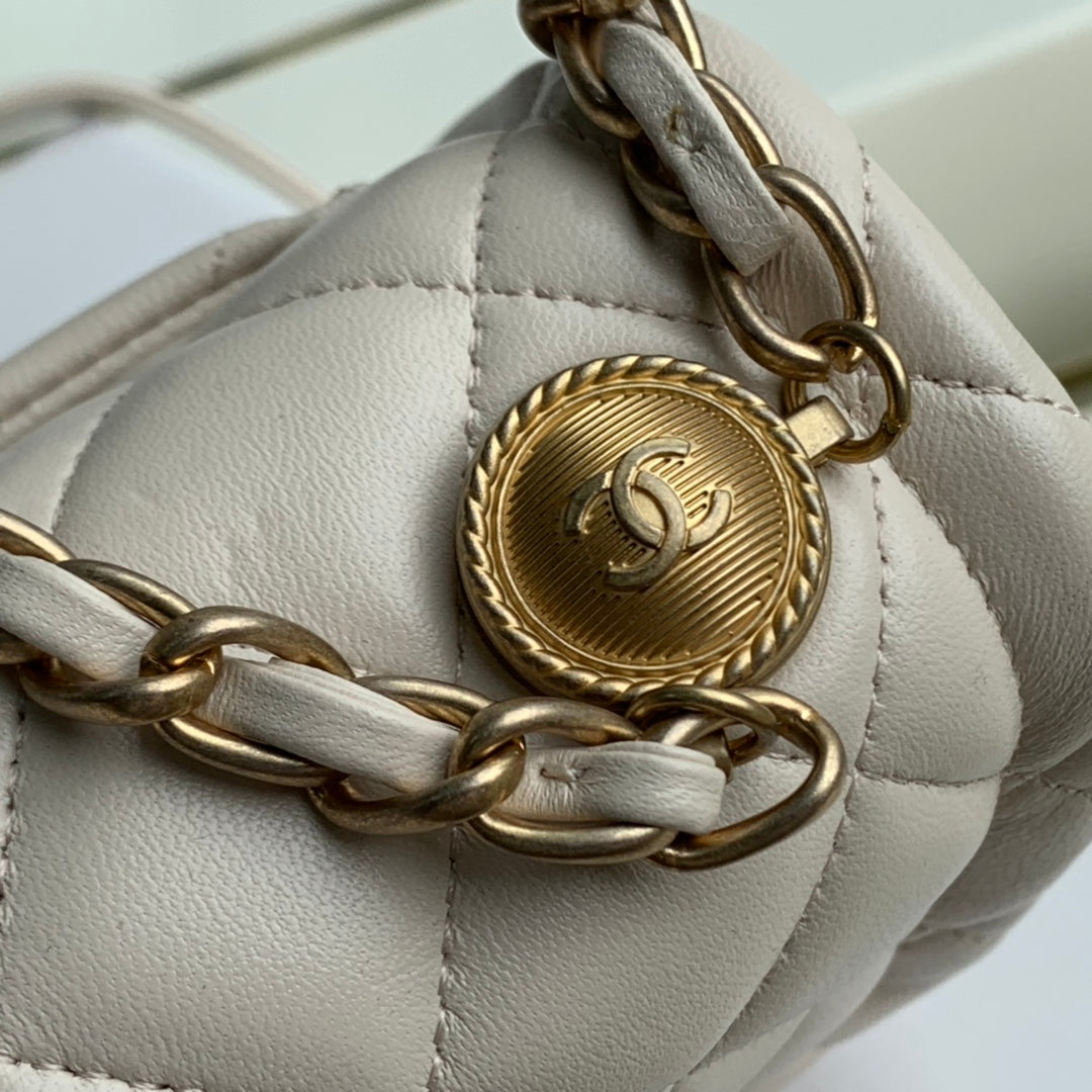 Chanel - Luxury Bag - CHL - 810