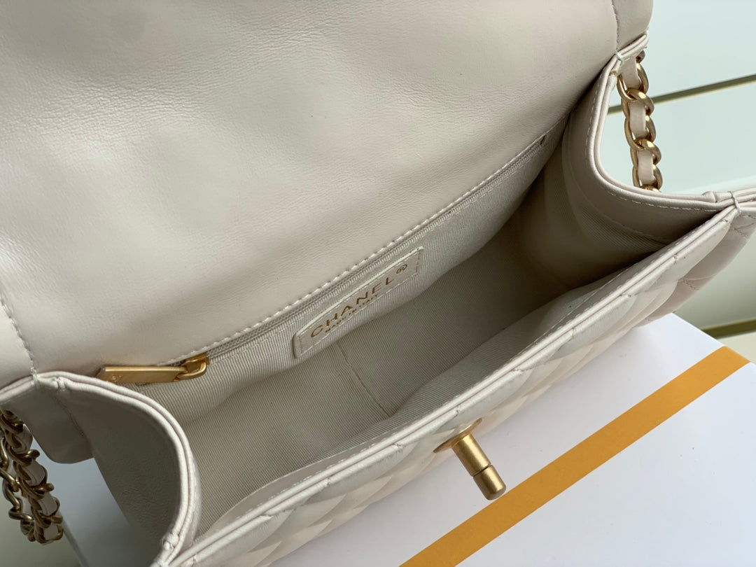 Chanel - Luxury Bag - CHL - 810