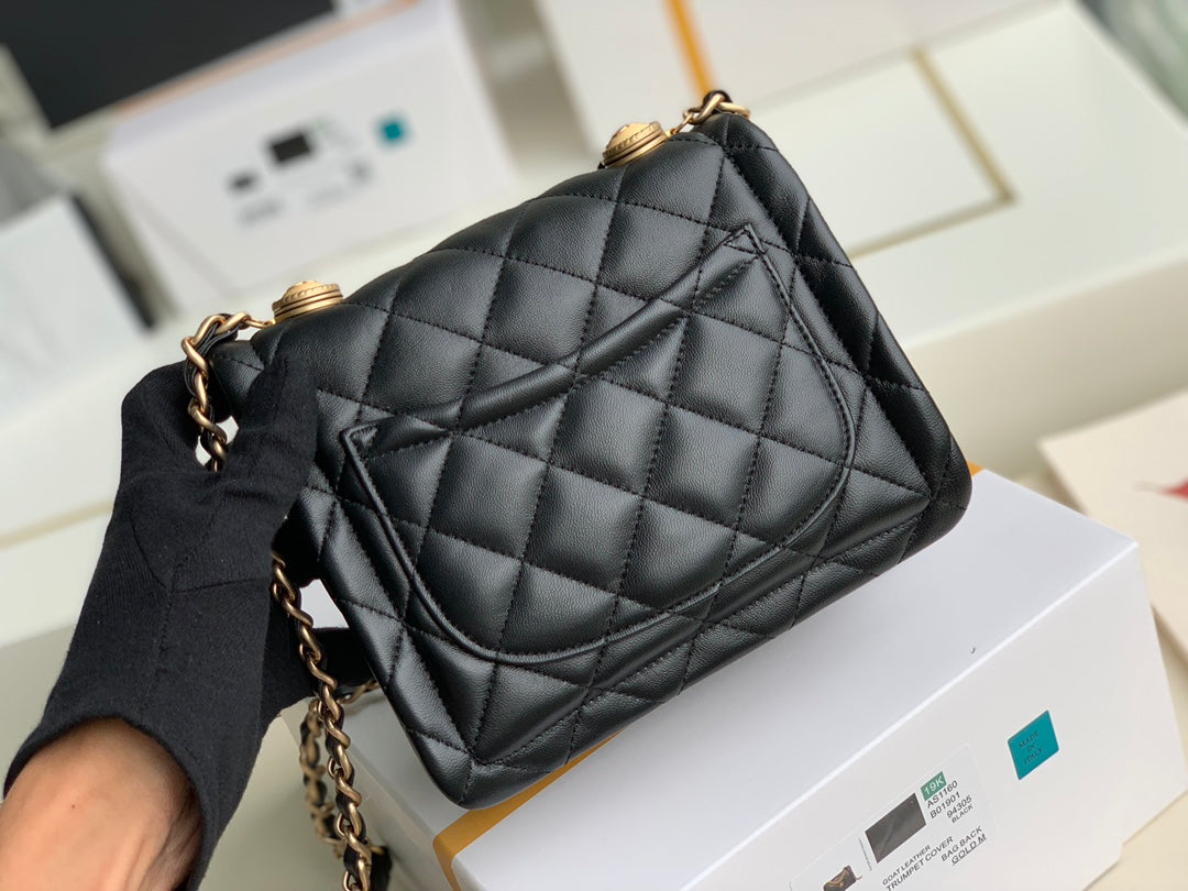 Chanel - Luxury Bag - CHL - 809