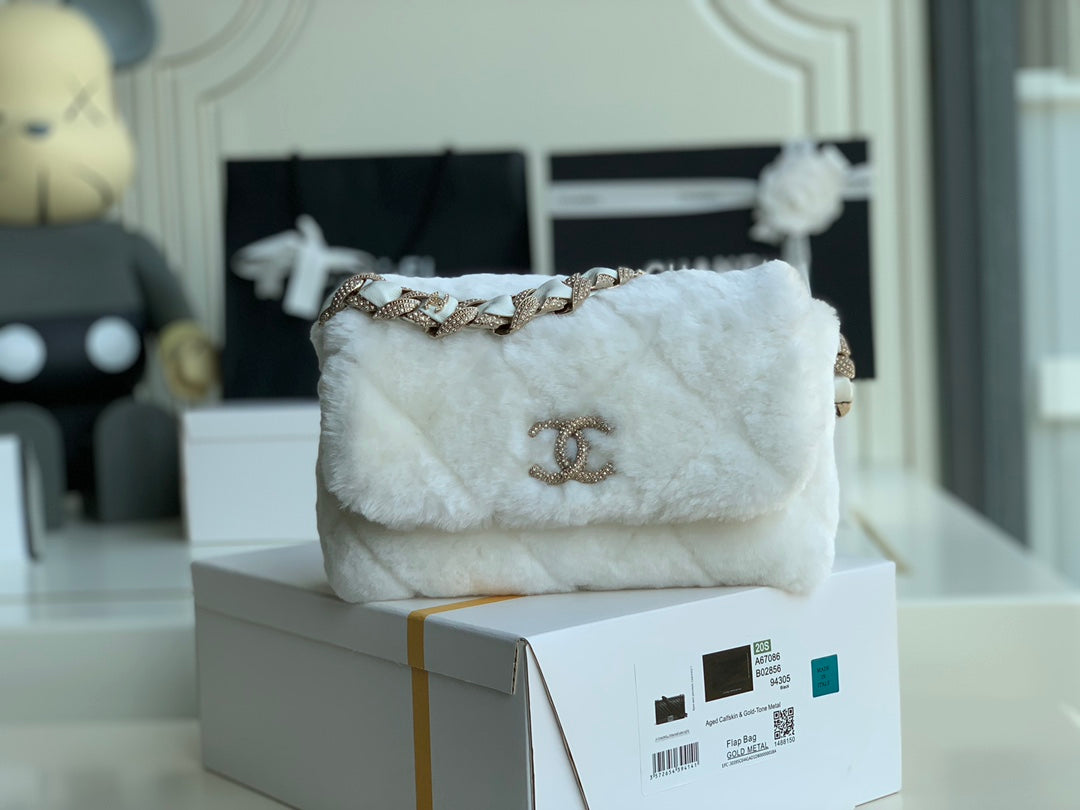 Chanel - Luxury Bag - CHL - 817