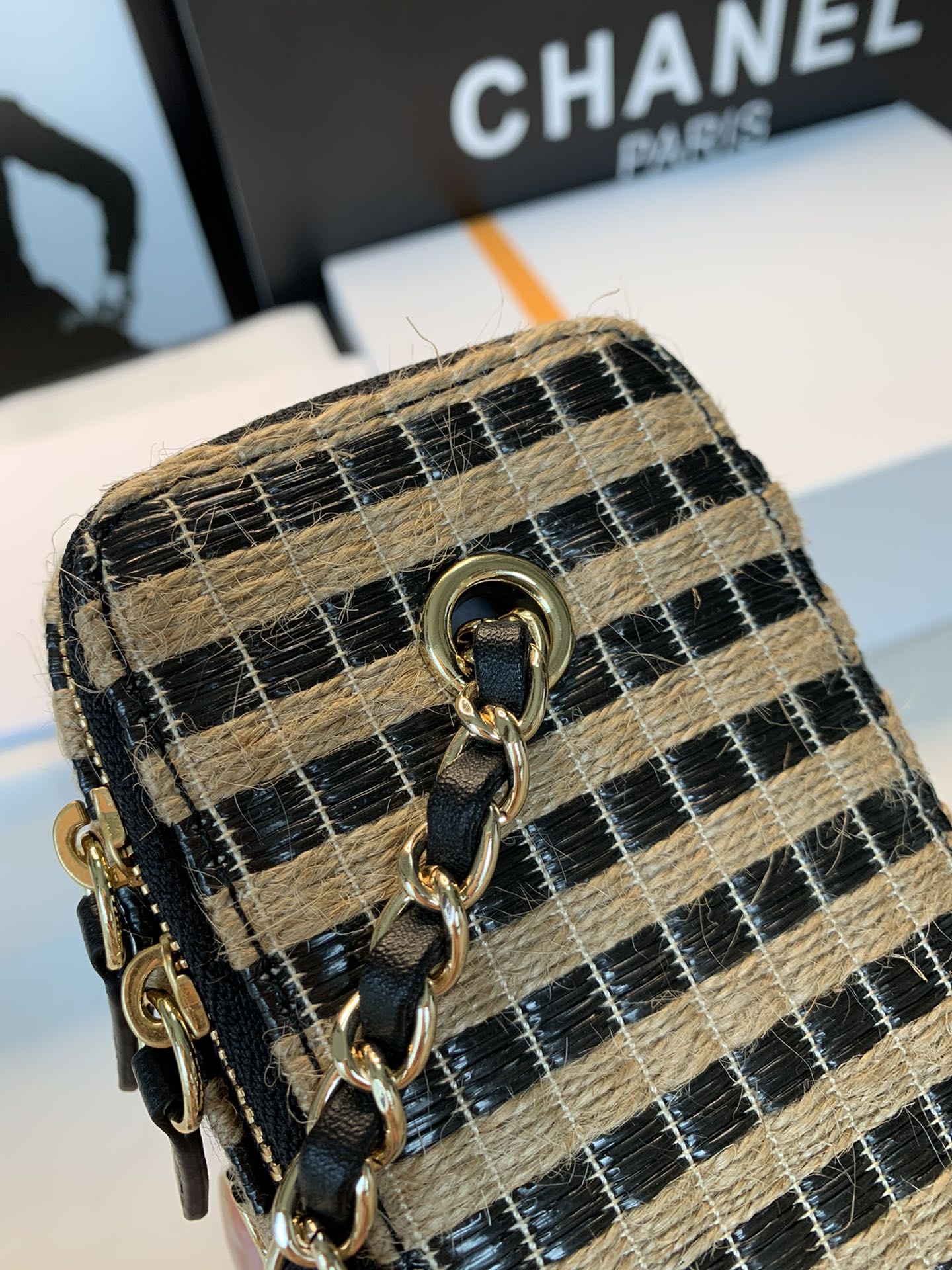 Chanel - Luxury Bag - CHL - 749