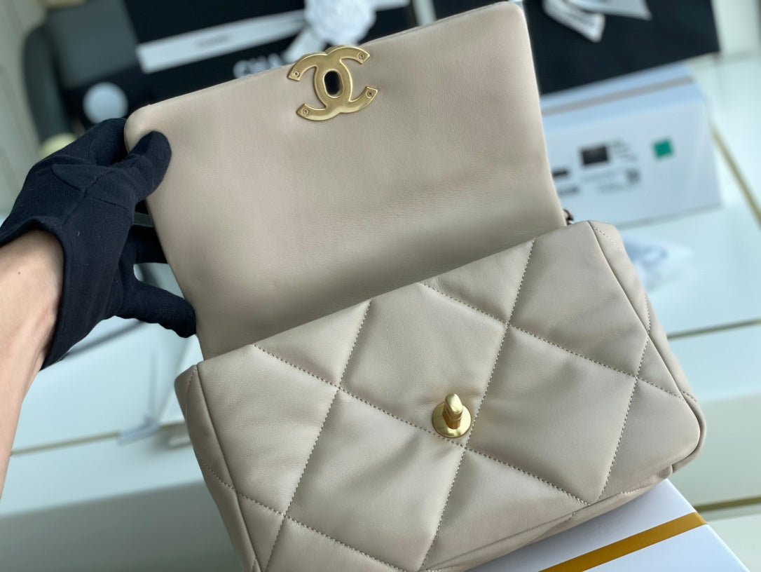 Chanel - Luxury Bag - CHL - 1266
