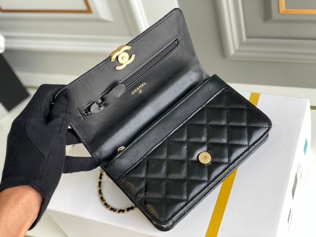 Chanel - Luxury Bag - CHL - 1211