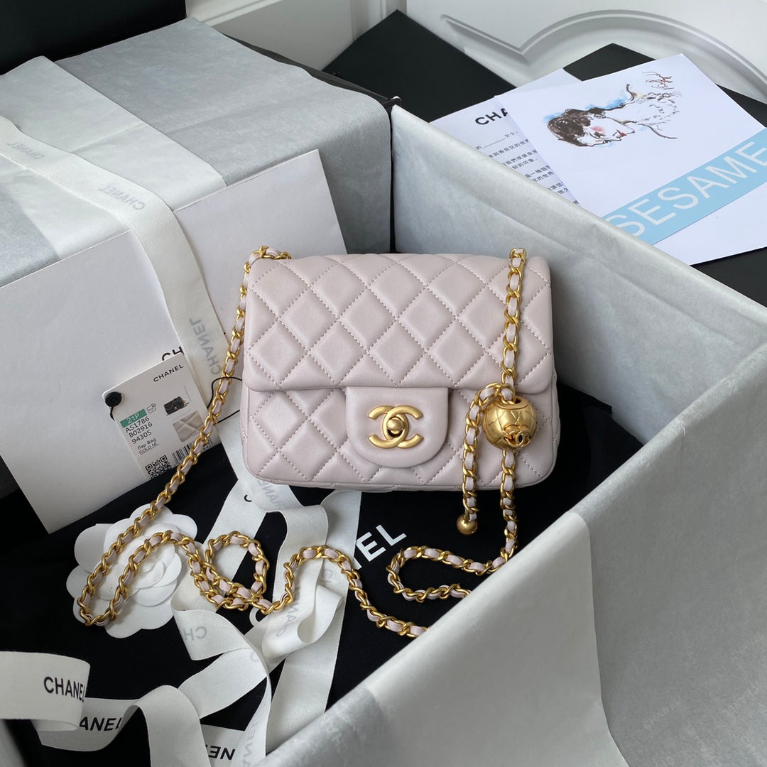 Chanel - Luxury Bag - CHL - 529