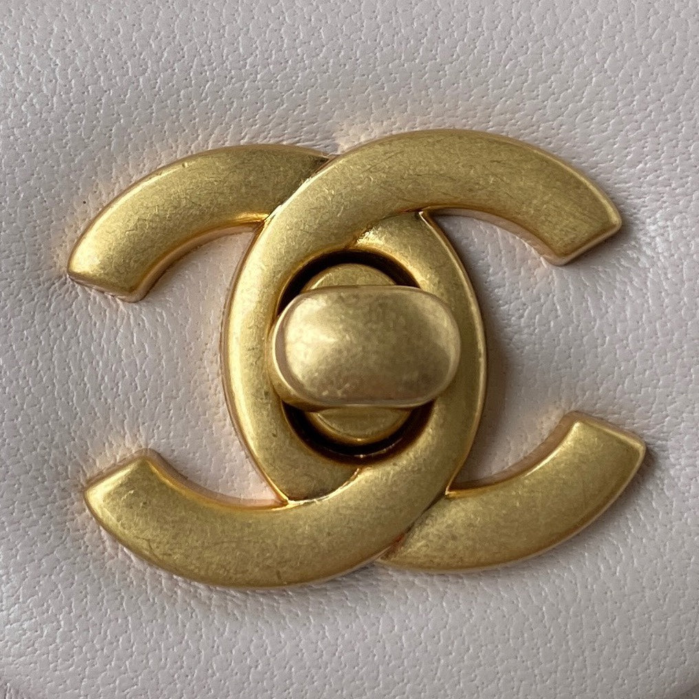 Chanel - Luxury Bag - CHL - 529