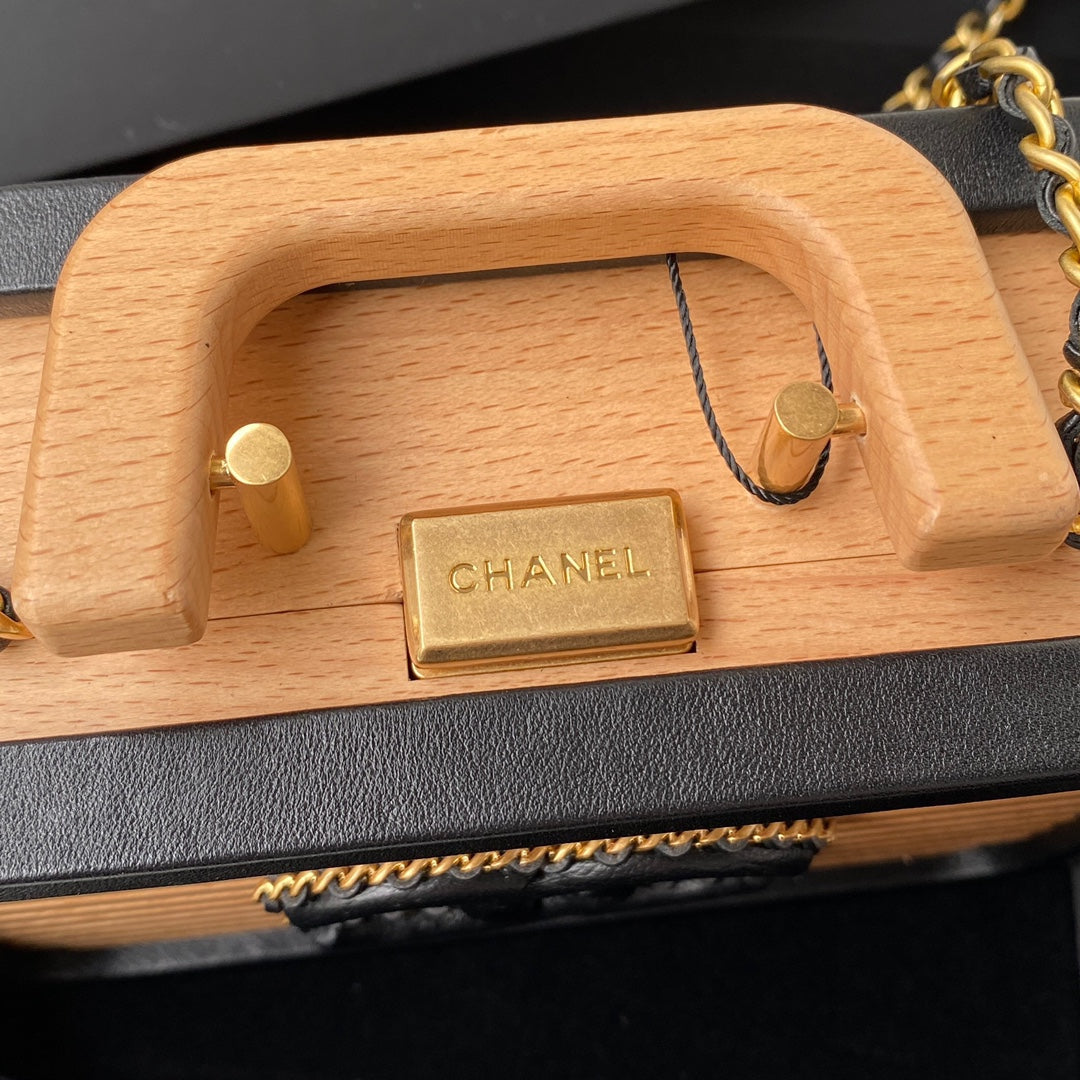 Chanel - Luxury Bag - CHL - 1043