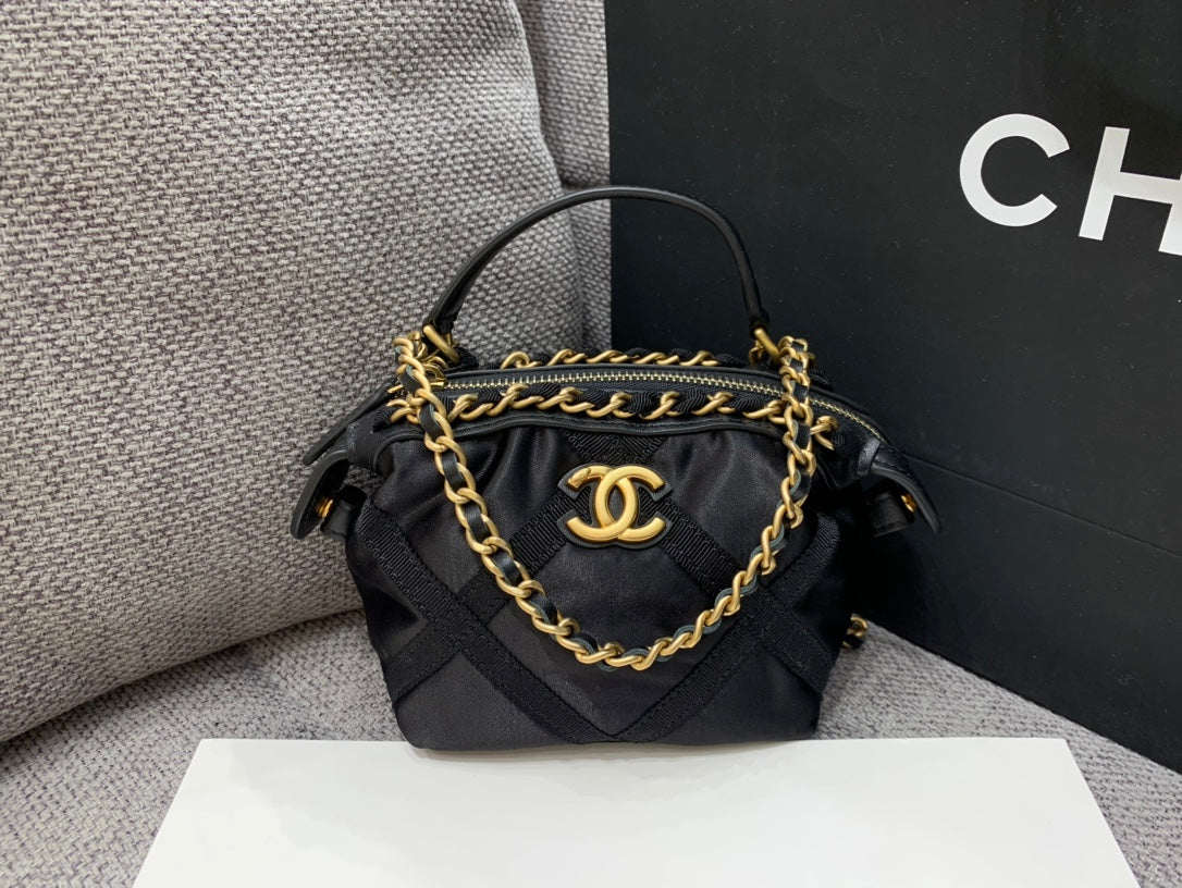 Chanel - Luxury Bag - CHL - 1041