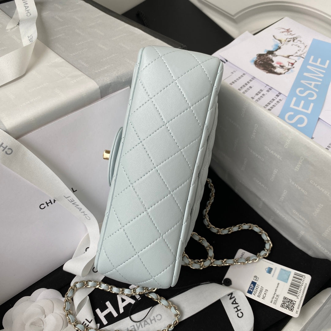Chanel - Luxury Bag - CHL - 690