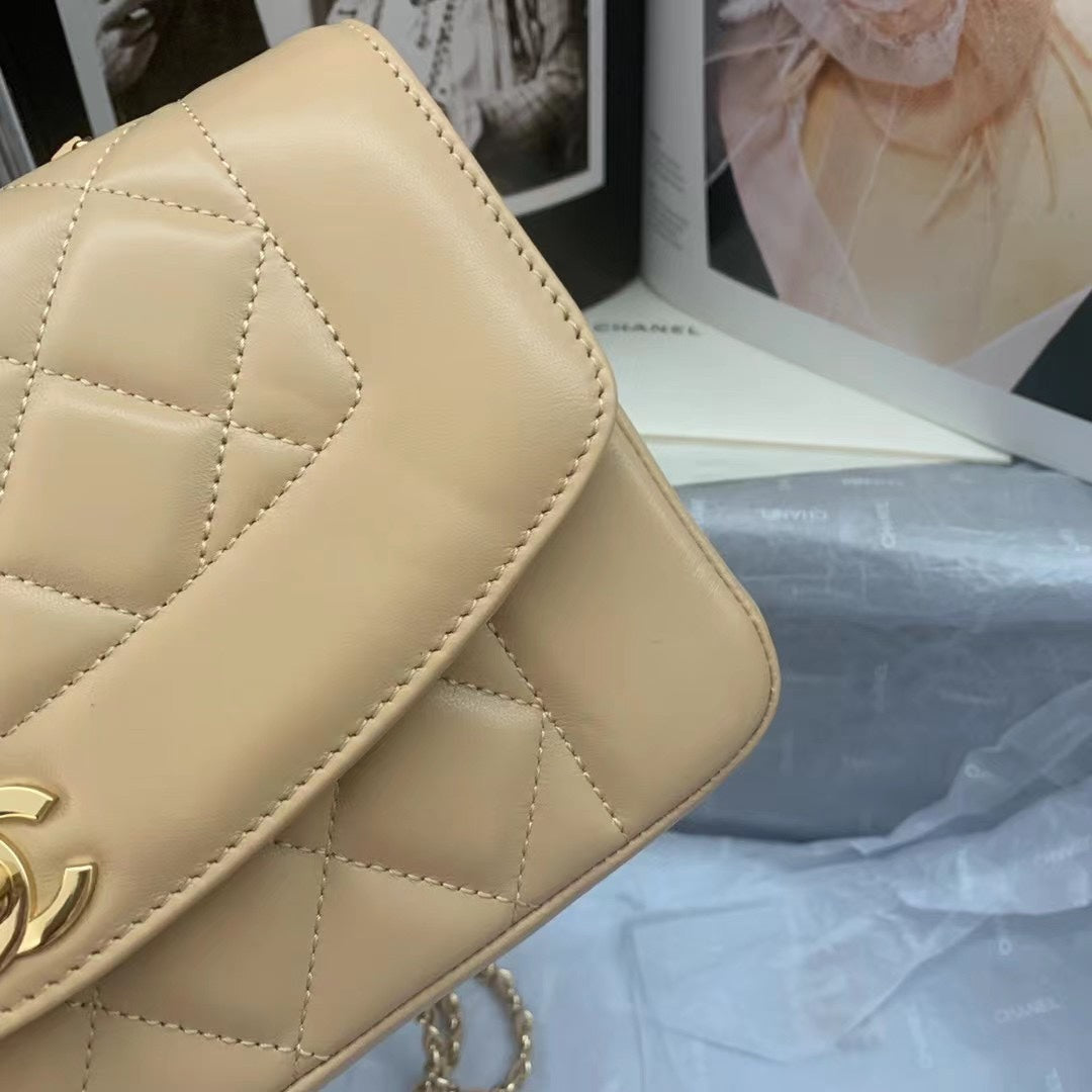 Chanel - Luxury Bag - CHL - 142