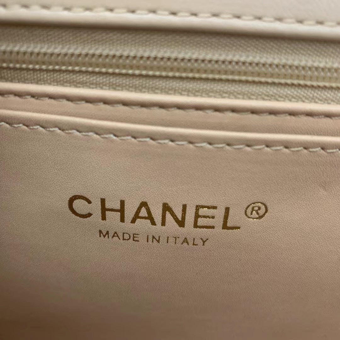 Chanel - Luxury Bag - CHL - 142