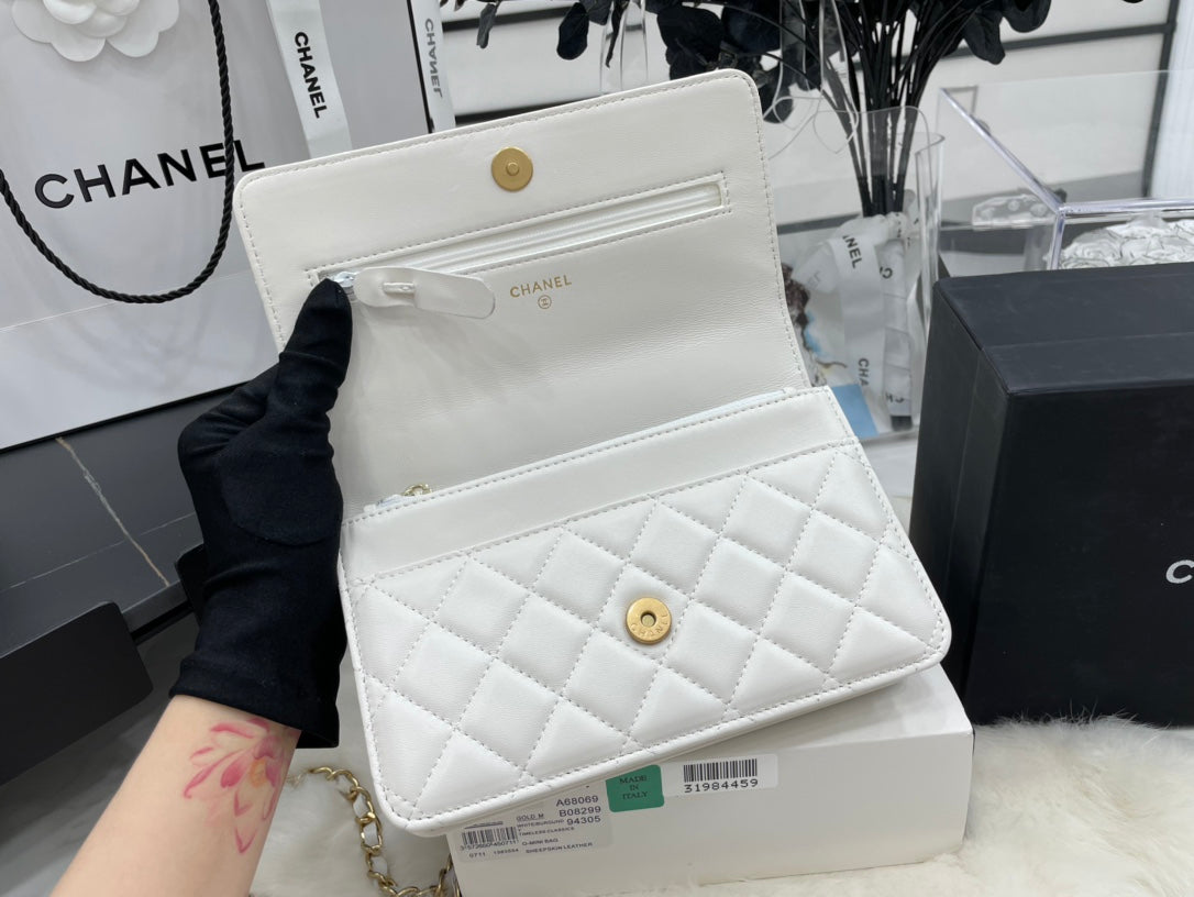Chanel - Luxury Bag - CHL - 497