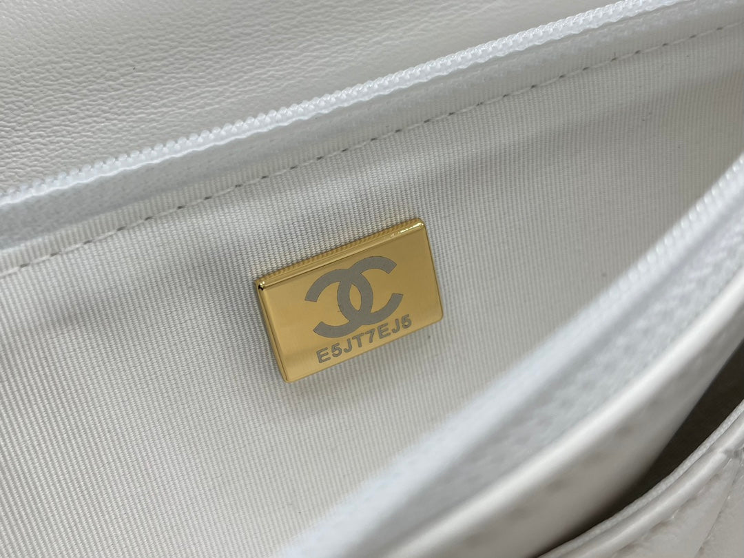 Chanel - Luxury Bag - CHL - 497
