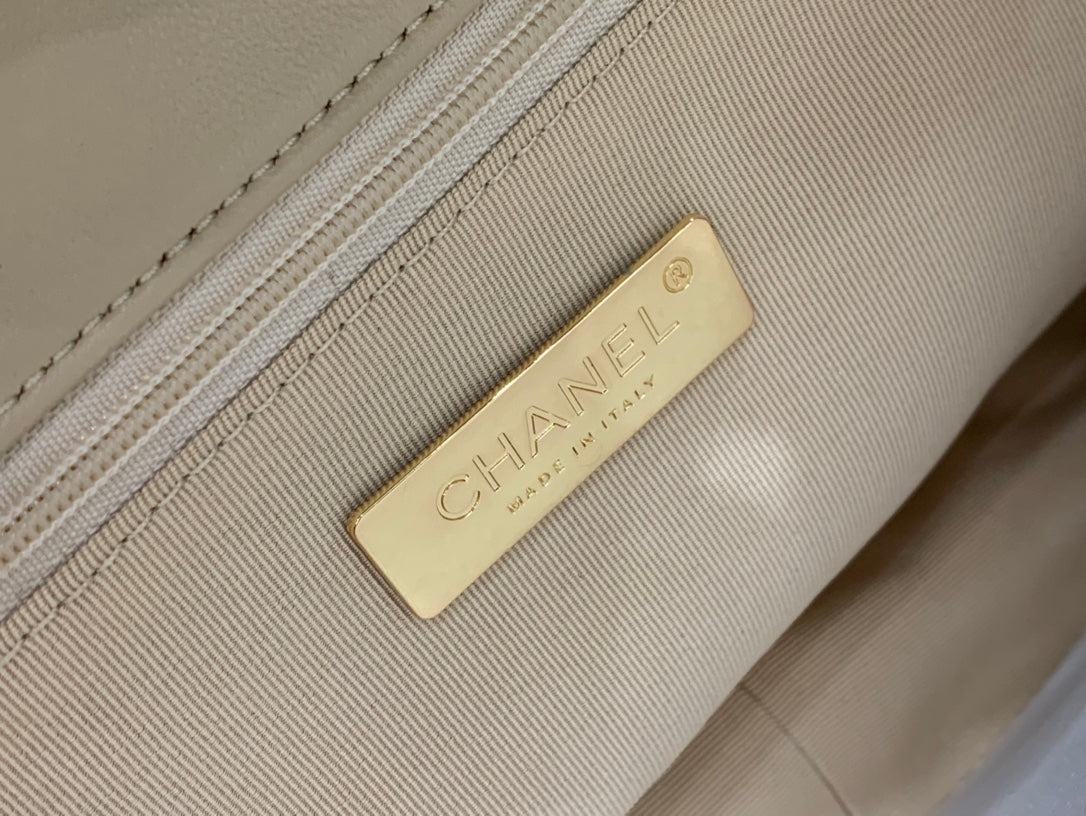 Chanel - Luxury Bag - CHL - 1013