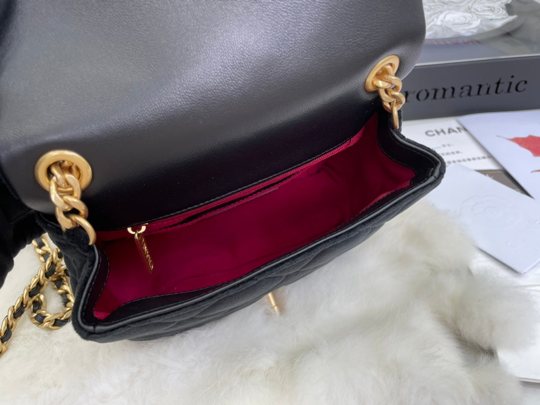 Chanel - Luxury Bag - CHL - 670