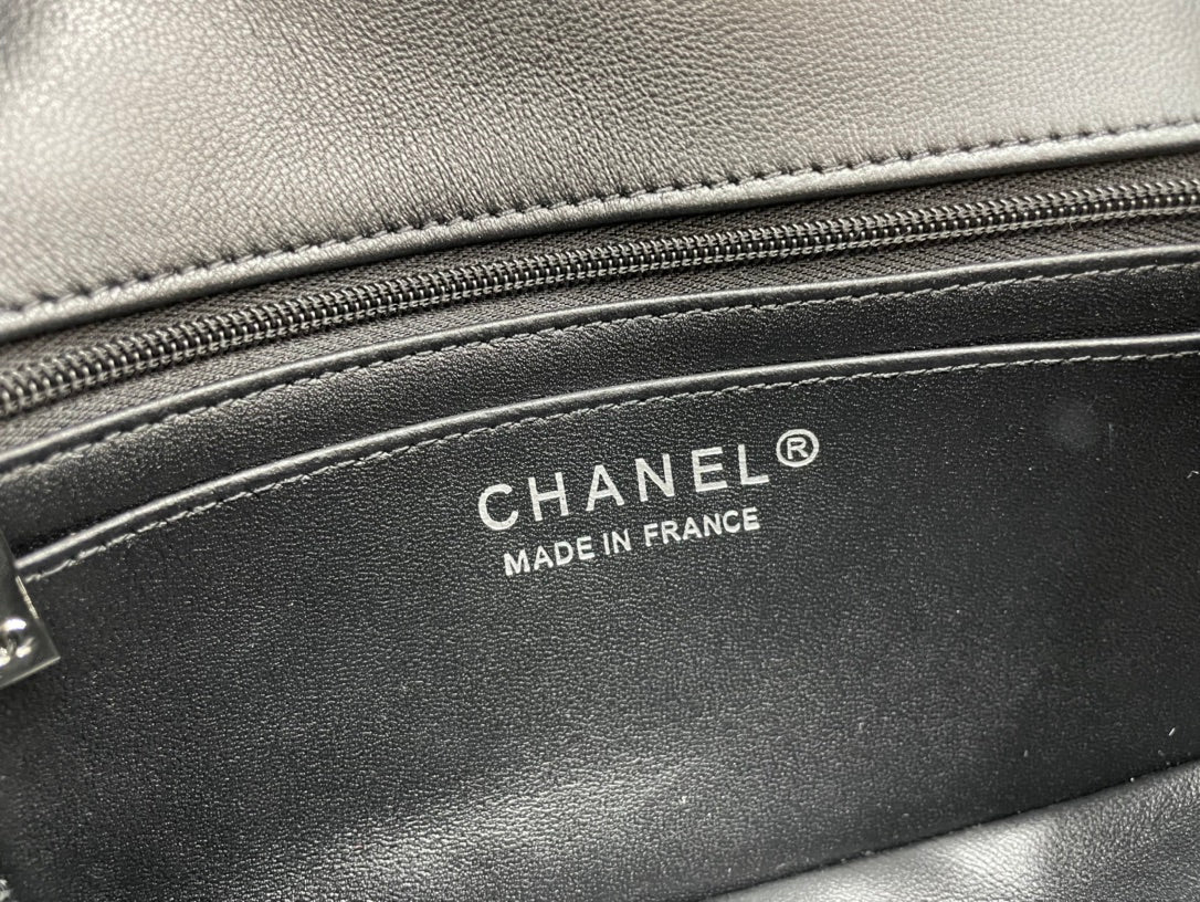 Chanel - Luxury Bag - CHL - 666