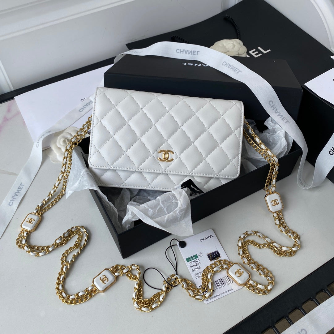 Chanel - Luxury Bag - CHL - 700
