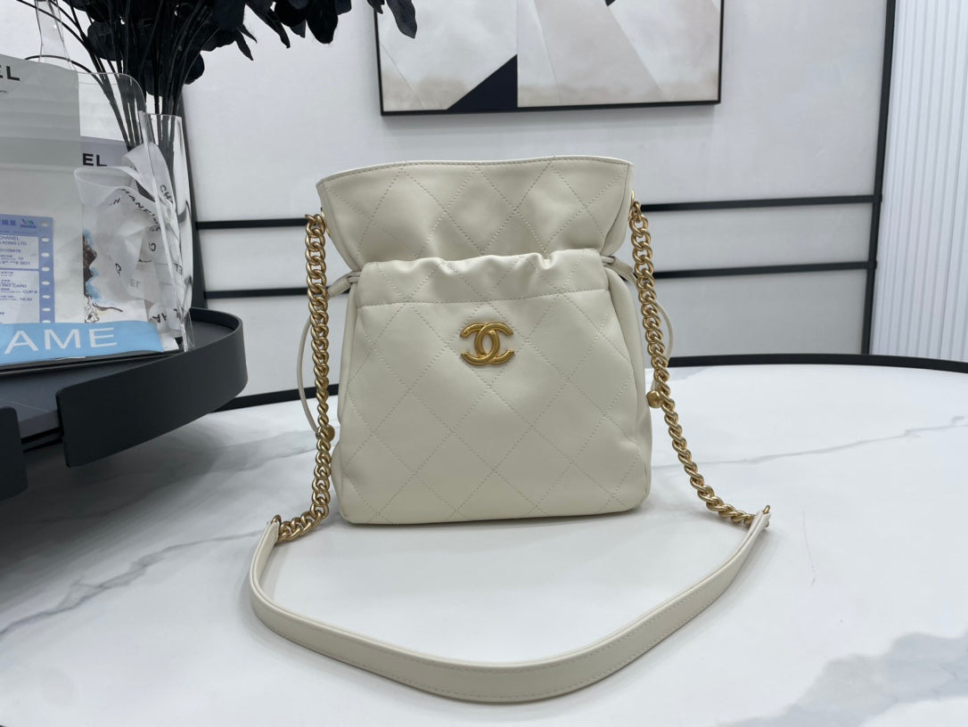 Chanel - Luxury Bag - CHL - 657
