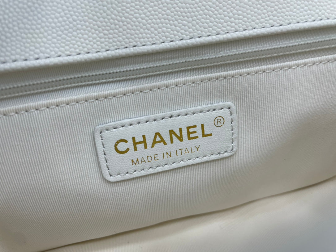 Chanel - Luxury Bag - CHL - 662