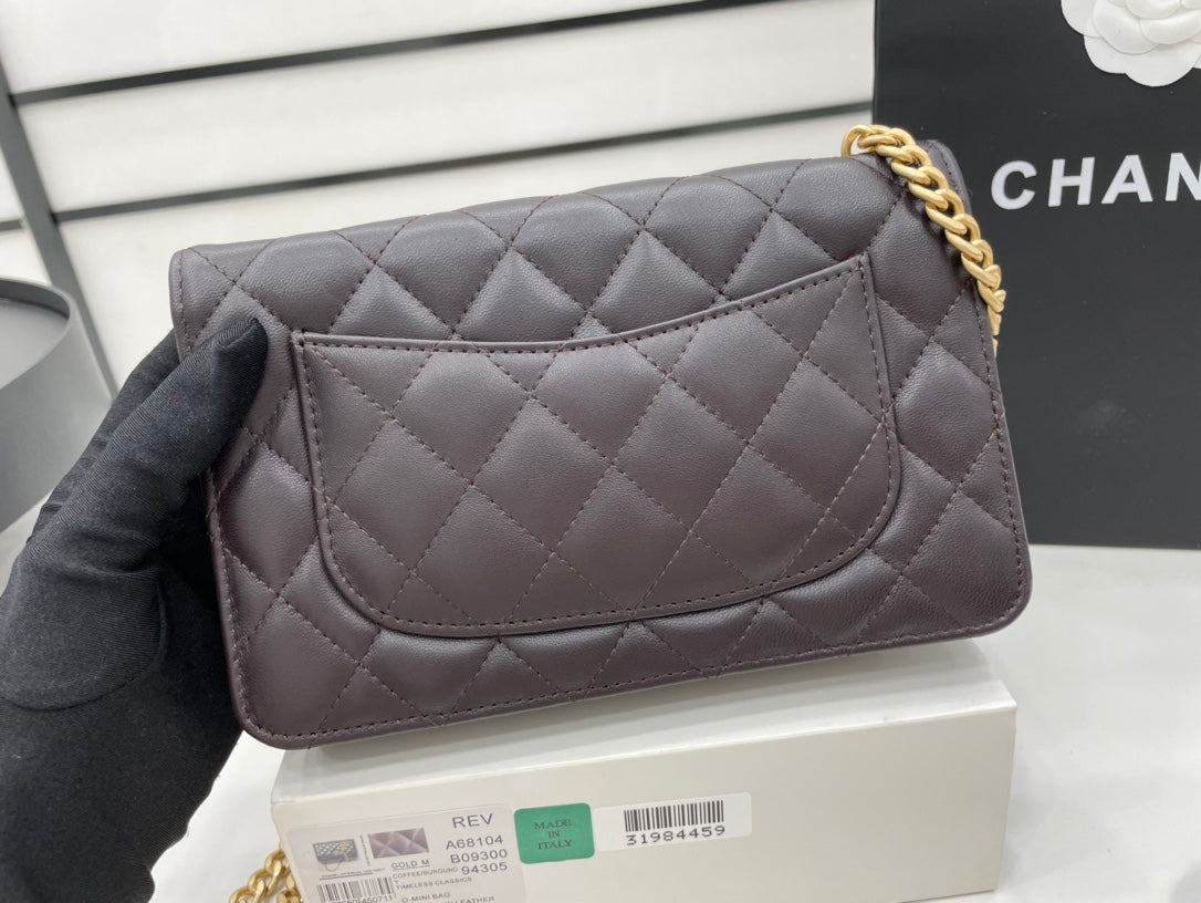Chanel - Luxury Bag - CHL - 620