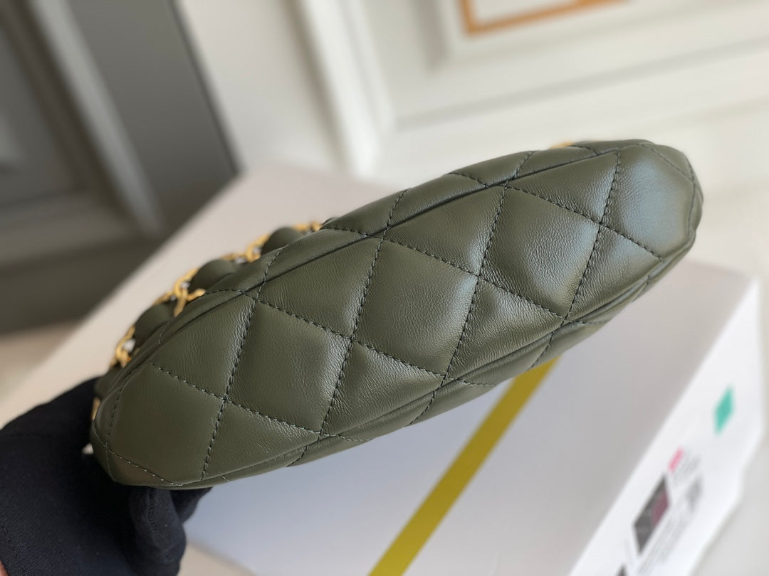 Chanel - Luxury Bag - CHL - 585