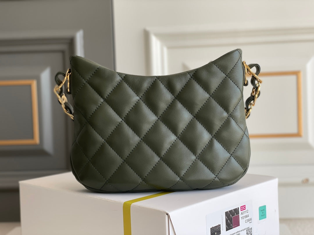 Chanel - Luxury Bag - CHL - 585