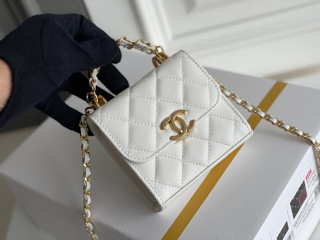 Chanel - Luxury Bag - CHL - 450